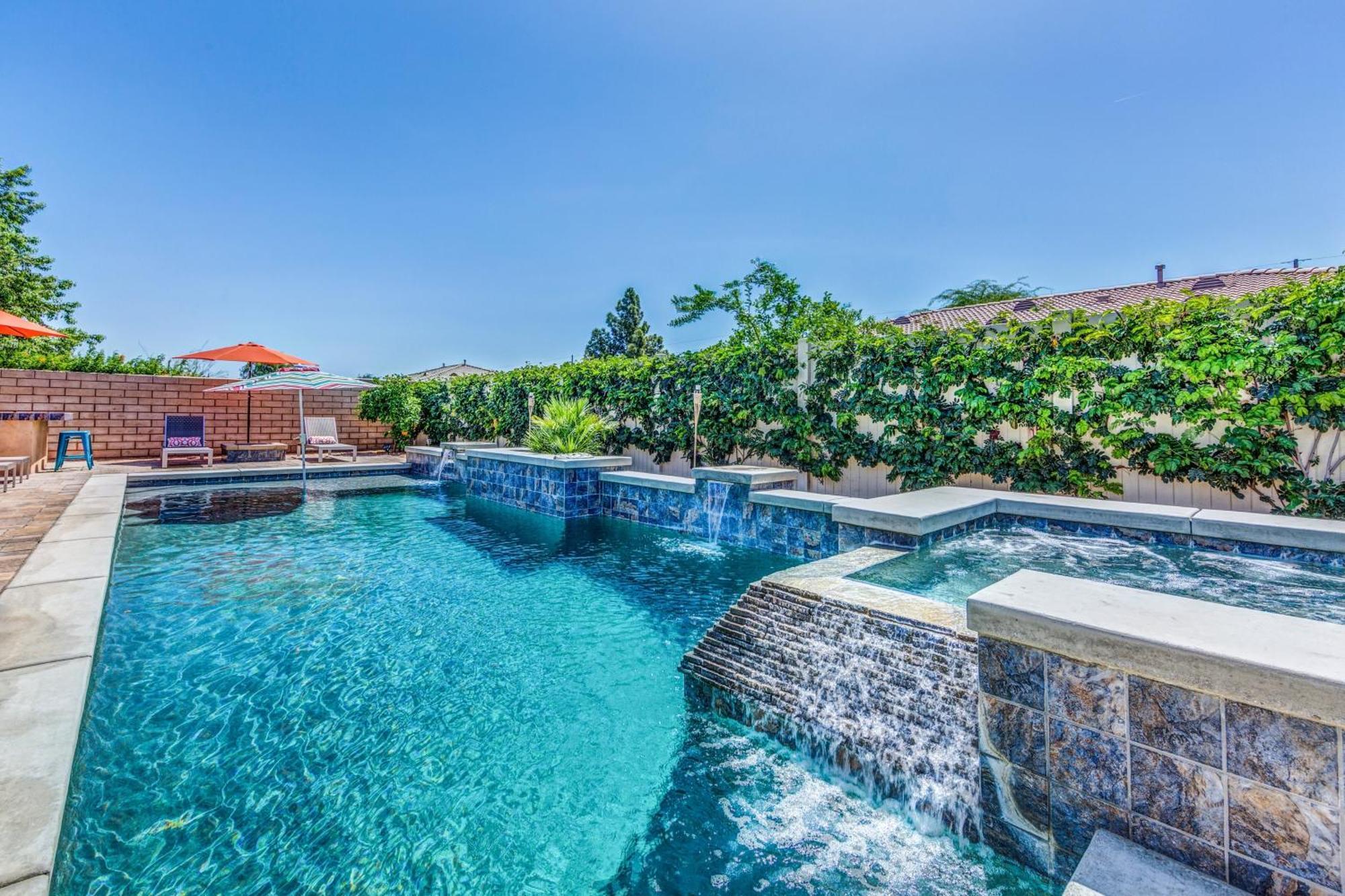 Magnolia By Avantstay Magnificent Coachella Valley Oasis W Pool Spa インディオ エクステリア 写真