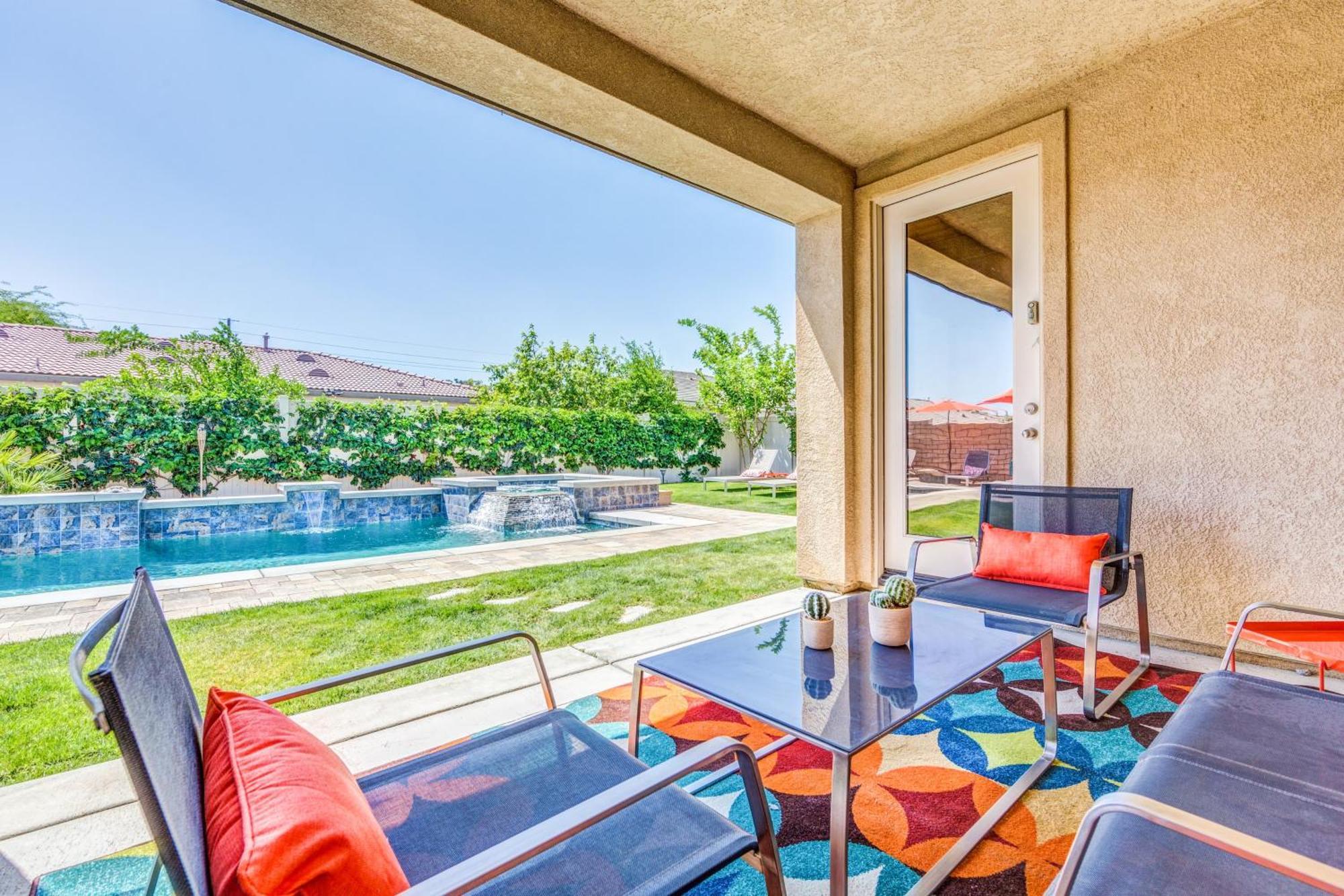 Magnolia By Avantstay Magnificent Coachella Valley Oasis W Pool Spa インディオ エクステリア 写真